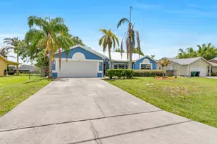 1142 SW Dalton Ave, Port Saint Lucie, FL 34953 - Photo 4