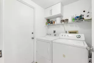 1142 SW Dalton Ave, Port Saint Lucie, FL 34953 - Photo 22