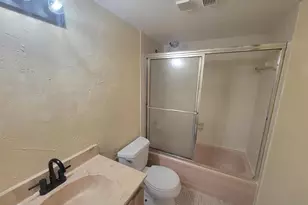 7900 NW 50th St, Lauderhill, FL 33351 - Photo 12