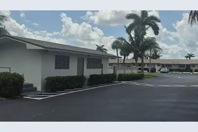 2805 Crosley Drive E #Apt E, West Palm Beach, FL 33415 - Photo 4