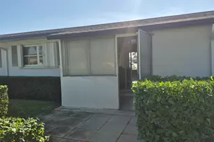 2805 Crosley Dr E, West Palm Beach, FL 33415 - Photo 6