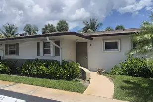 2805 Crosley Dr E, West Palm Beach, FL 33415 - Photo 1
