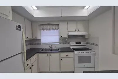 2805 Crosley Drive E #Apt E, West Palm Beach, FL 33415 - Photo 16