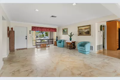 270 SE 5th Terrace, Pompano Beach, FL 33060 - Photo 6