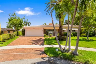 270 SE 5th Terrace, Pompano Beach, FL 33060 - Photo 2