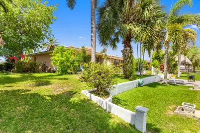 270 SE 5th Terrace, Pompano Beach, FL 33060 - Photo 32