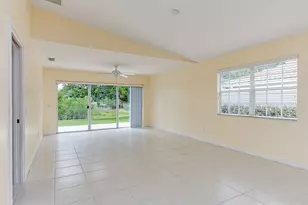 10714 SW Elsinore Dr, Port Saint Lucie, FL 34987 - Photo 10