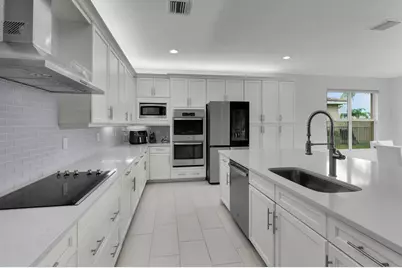 9712 Celtic Sea Lane, Delray Beach, FL 33446 - Photo 10