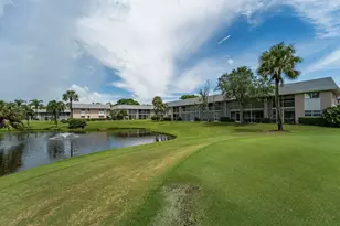 18081 SE Country Club Dr, Jupiter, FL 33469 - Photo 6