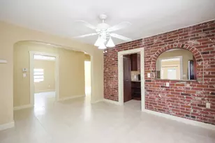 410 Franklin Rd, West Palm Beach, FL 33405 - Photo 10