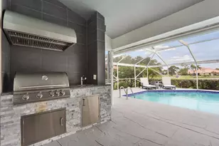 2 Old Fence Rd, Palm Beach Gardens, FL 33418 - Photo 10