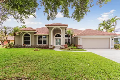 2 Old Fence Road, Palm Beach Gardens, FL 33418 - Photo 1
