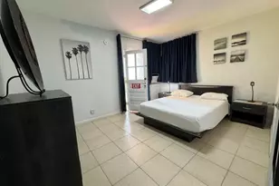 300 Georgia St, Hollywood, FL 33019 - Photo 46