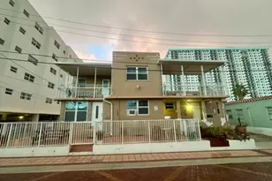300 Georgia St, Hollywood, FL 33019 - Photo 1