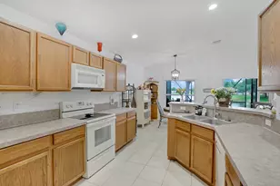 5335 Vernio Ln, Boynton Beach, FL 33437 - Photo 20