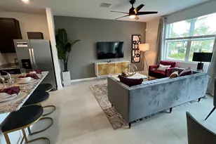 492 Salisbury Cir, Fort Pierce, FL 34982 - Photo 6