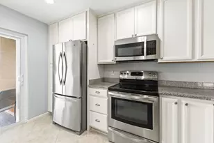 5846 Summerfield Ct, Fort Pierce, FL 34982 - Photo 4