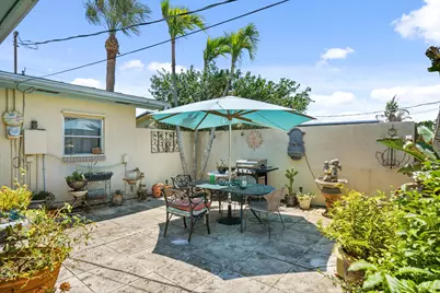 1644 NE Arch Avenue, Jensen Beach, FL 34957 - Photo 16