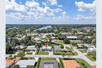 1510 Carandis Circle, Lake Clarke Shores, FL 33406 - Photo 2