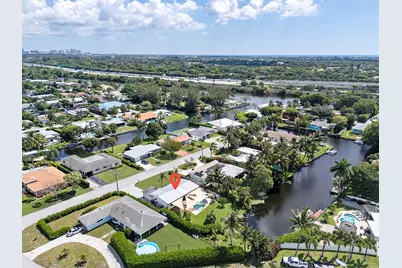 1510 Carandis Circle, Lake Clarke Shores, FL 33406 - Photo 2