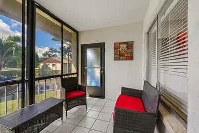 5773 La Paseos Drive #D-2, Greenacres, FL 33463 - Photo 4