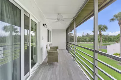 118 Lake Constance Drive, West Palm Beach, FL 33411 - Photo 12