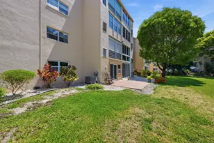 330 NE 26th Ave, Boynton Beach, FL 33435 - Photo 30