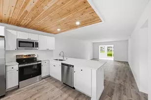 330 NE 26th Ave, Boynton Beach, FL 33435 - Photo 2
