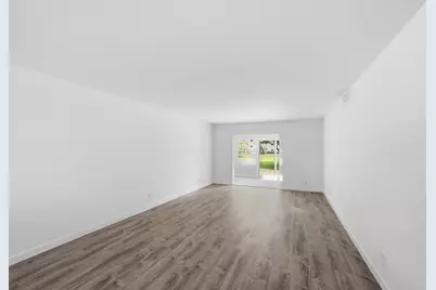 330 NE 26th Avenue #112, Boynton Beach, FL 33435 - Photo 10