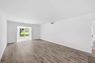 330 NE 26th Ave, Boynton Beach, FL 33435 - Photo 14