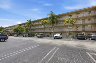 330 NE 26th Ave, Boynton Beach, FL 33435 - Photo 26