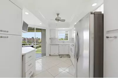 3836 Via Poinciana #603, Greenacres, FL 33467 - Photo 10