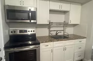 2710 Riverside Dr, Coral Springs, FL 33065 - Photo 4