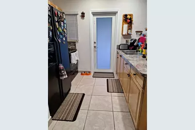 41 NW 33rd Avenue, Miami, FL 33125 - Photo 6