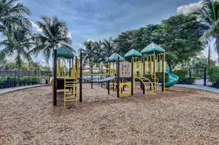 10293 Medicis Pl, Wellington, FL 33449 - Photo 48