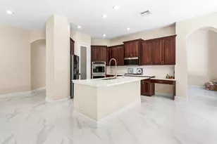 10293 Medicis Pl, Wellington, FL 33449 - Photo 12