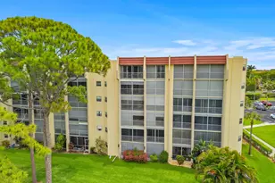 3755 Via Poinciana, Lake Worth, FL 33467 - Photo 22