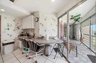 3755 Via Poinciana, Lake Worth, FL 33467 - Photo 10