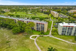 3755 Via Poinciana, Lake Worth, FL 33467 - Photo 22