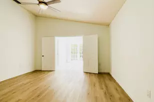 5851 Bristol Ln, Davie, FL 33331 - Photo 4