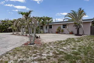 18989 SE Hillcrest Dr, Jupiter, FL 33469 - Photo 4