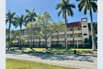 7960 Sunrise Lakes Drive N #205, Sunrise, FL 33322 - Photo 2
