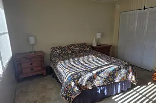808 SE 7th St, Deerfield Beach, FL 33441 - Photo 16
