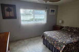 808 SE 7th St, Deerfield Beach, FL 33441 - Photo 6