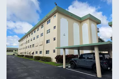 808 SE 7th Street #101, Deerfield Beach, FL 33441 - Photo 2