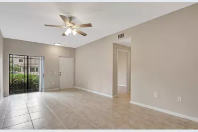 2804 Sarento Place #113, Palm Beach Gardens, FL 33410 - Photo 6