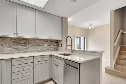 2804 Sarento Place #113, Palm Beach Gardens, FL 33410 - Photo 10