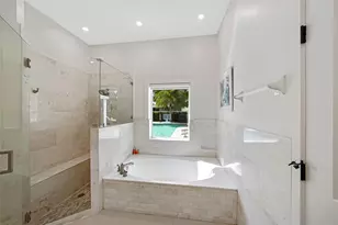 16744 NW 12th Ct, Pembroke Pines, FL 33028 - Photo 20