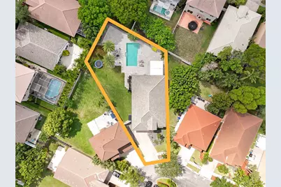16744 NW 12th Court, Pembroke Pines, FL 33028 - Photo 40