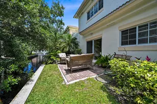 568 7th Sq, Vero Beach, FL 32962 - Photo 10
